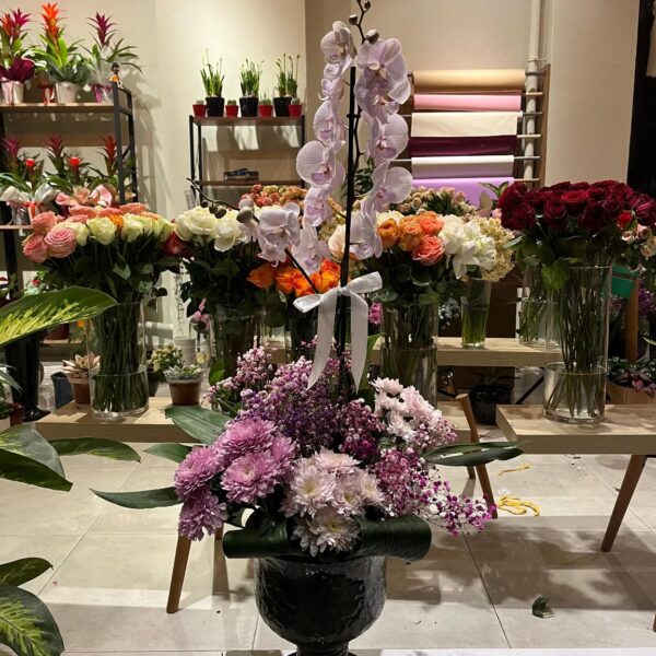 Ayaklı Vazoda Orkide · ForYou Flowers